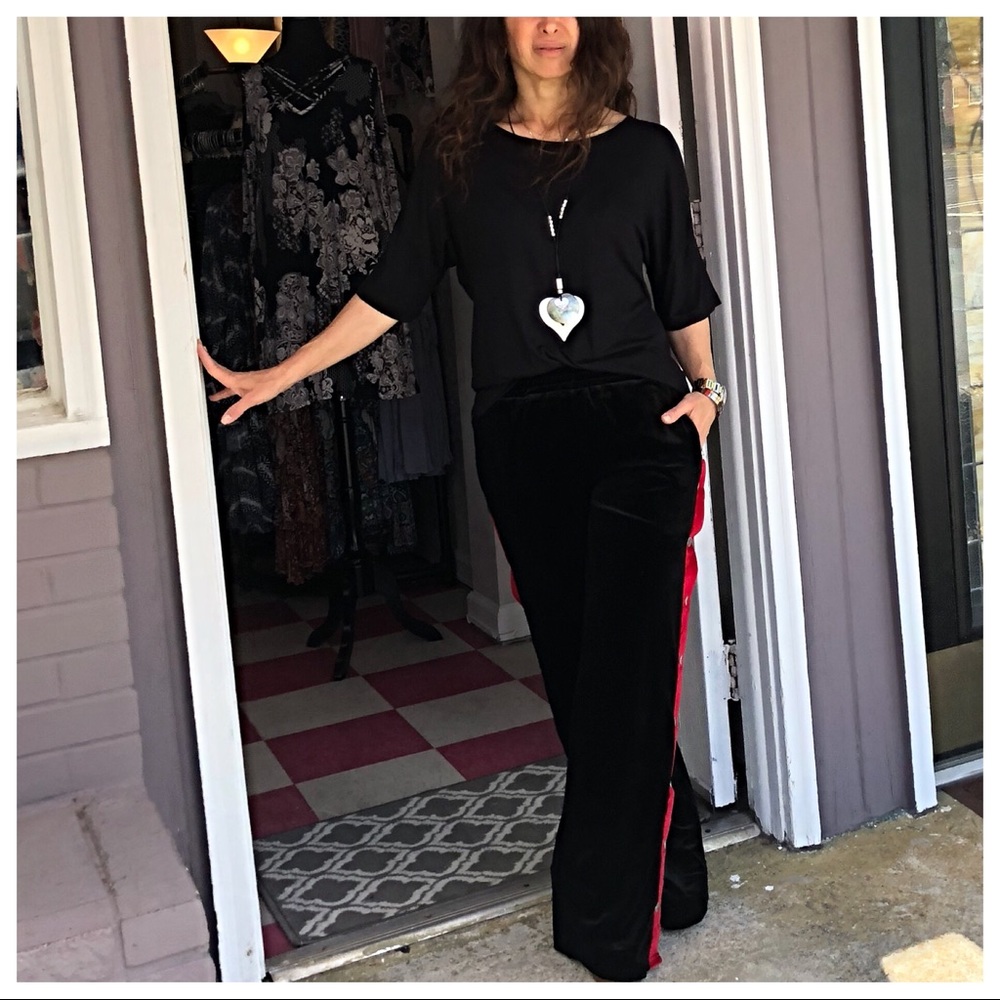 ✨LAST ONE✨Black velvet side pocket pants w/stripes - Picture 7 of 8